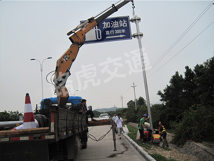 为保障出行交通安全,道路设备需要注意哪些?交通设施工程公司