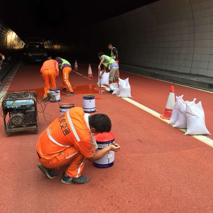 彩色防滑标线涂料可以提高亮度?