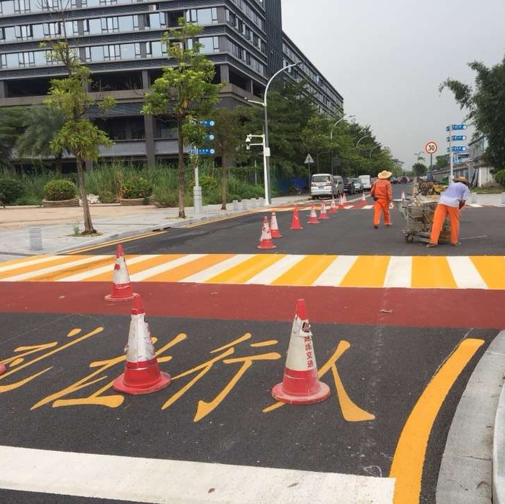 道路交通标线复杂吗？热熔标线涂料出口