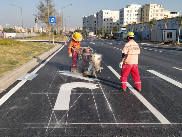 路面上的标线都有哪些清理结构清理?道路划线公司