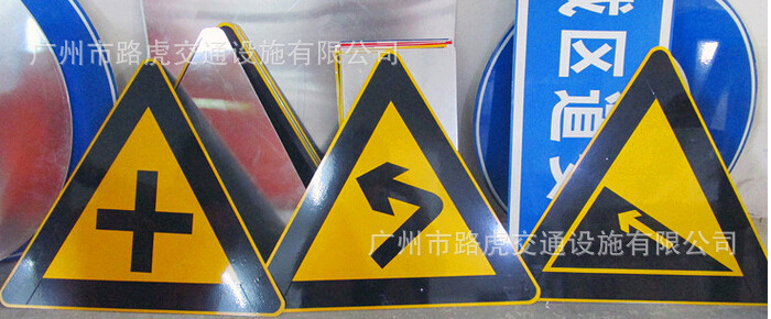交通标志牌适用性强,发挥大作用