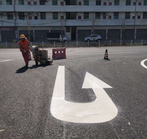 道路划线布设方案从它的几何特征进行分析—道路划线公司