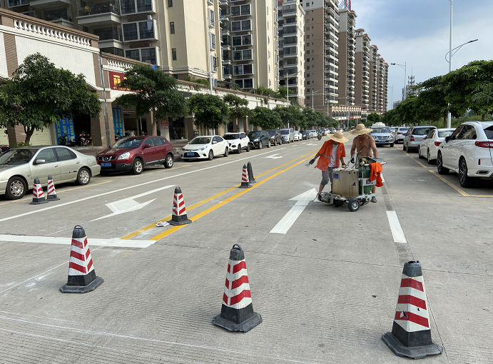 路虎交通：350高亮反光标线使用的范围主要在哪？