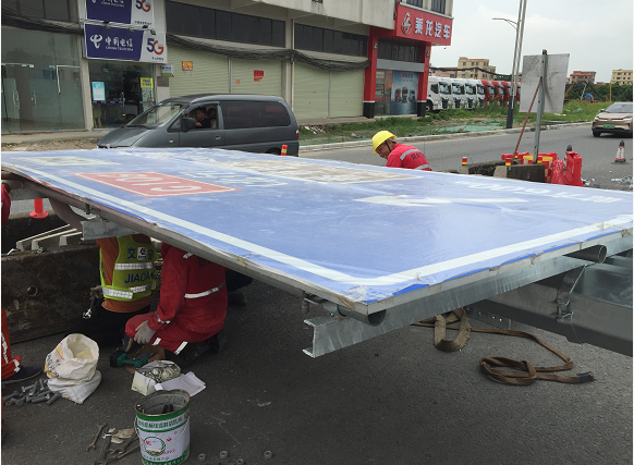 交通标志牌每种底色都代表什么含义?道路交通标志牌厂家