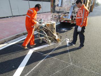 兄弟路标热熔标线涂料畅销全国--路虎交通合作的客户不断传出“好声音”