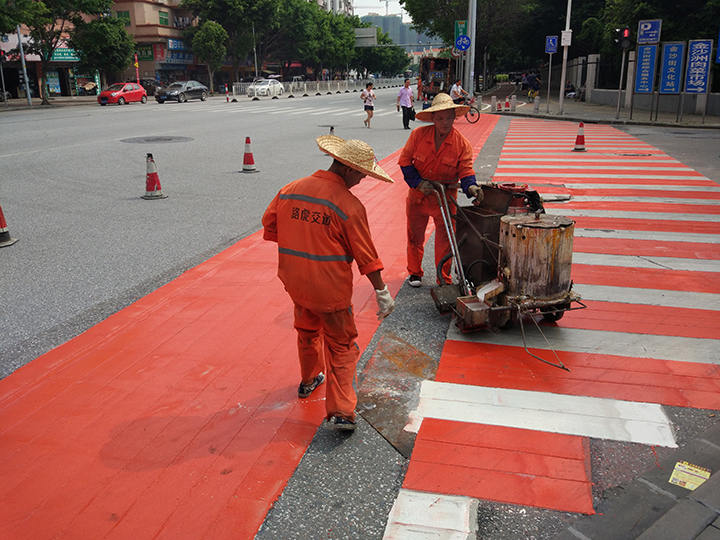 道路标线涂料在金沙洲大道的应用