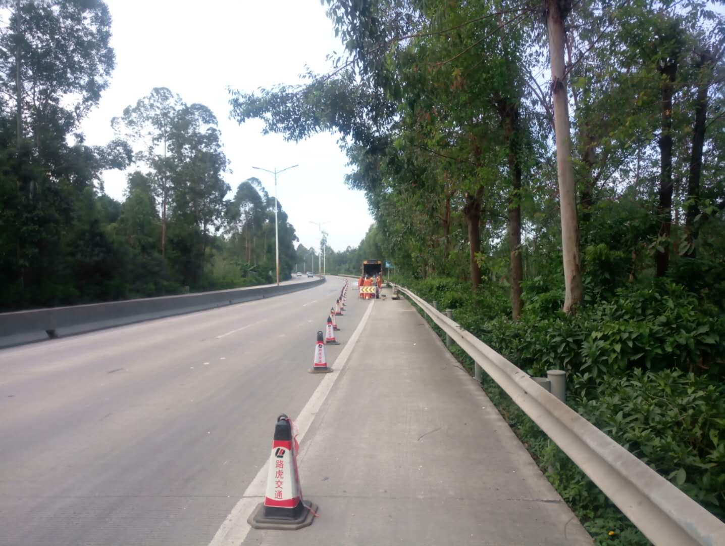 双组份标线涂料的特点使其在道路上广泛应用