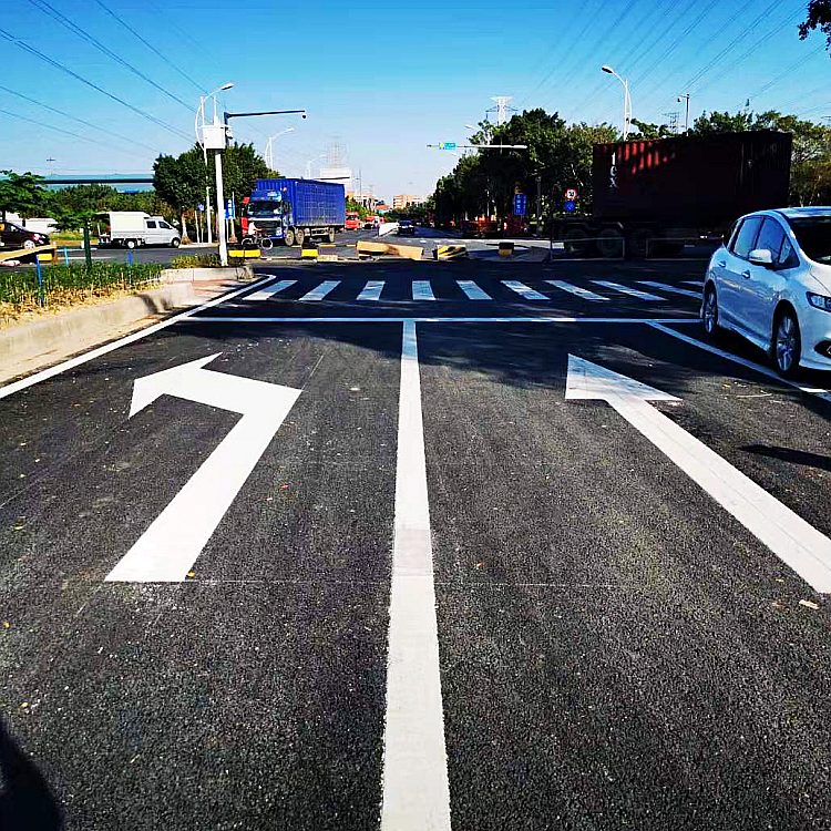 路虎交通：道路标线涂料施工人员施工前需要做的事项