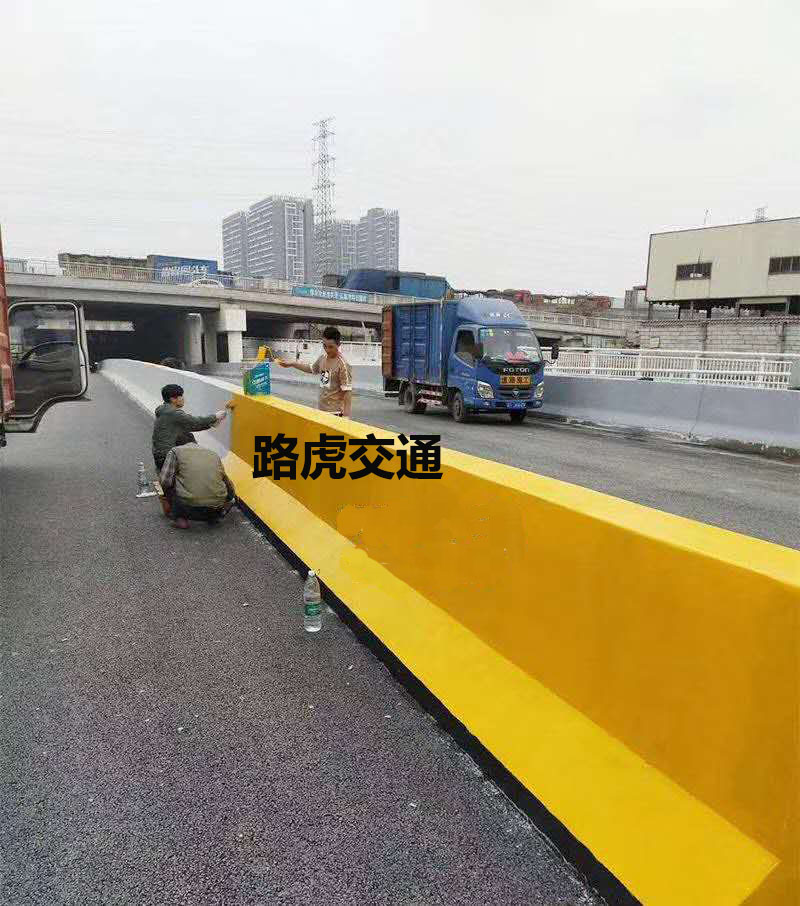 路虎交通:立面反光漆施工出现拉丝的原因